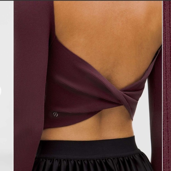 Lululemon Athletica Garnet Ribbed-Knit Twist Back Mockneck Sweater. - Picture 4 of 10